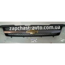 Решетка радиатора Авео T200 DAEEI (OE) хромированная 96618857